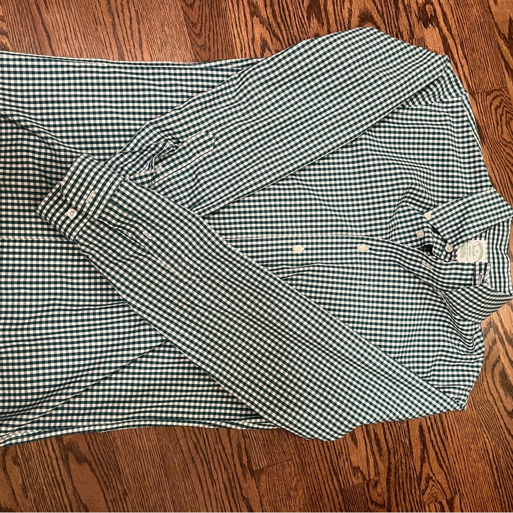 Brooks Brothers green gingham dress shirt, Milano fit, size medium